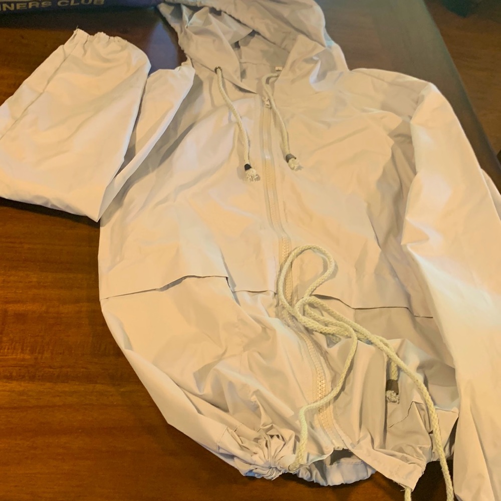 Light gray waterproof windbreaker